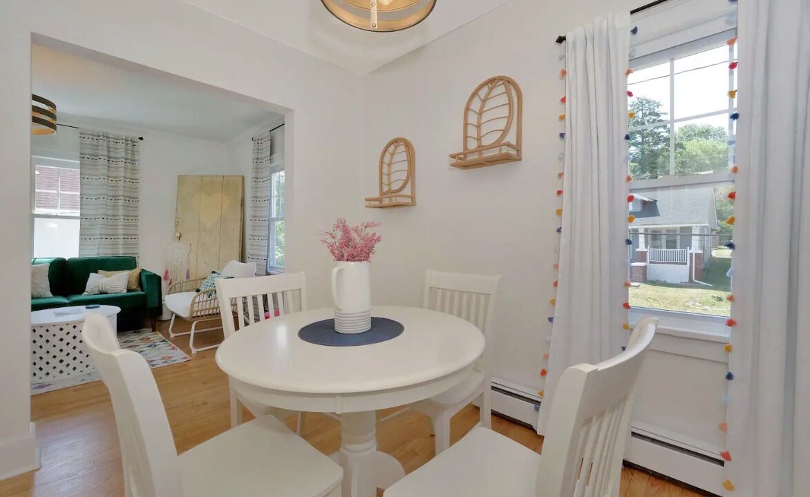 Photo of Livingroom in Newburgh