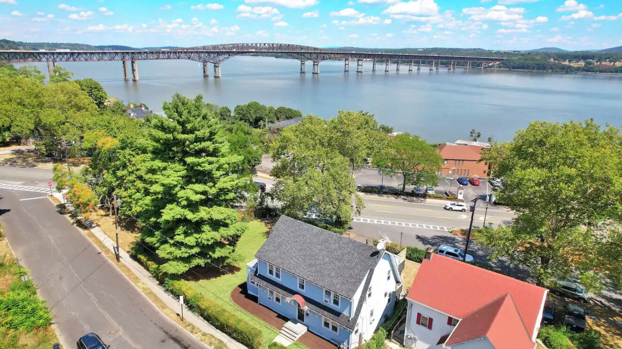 Photo of Outdoor in Newburgh