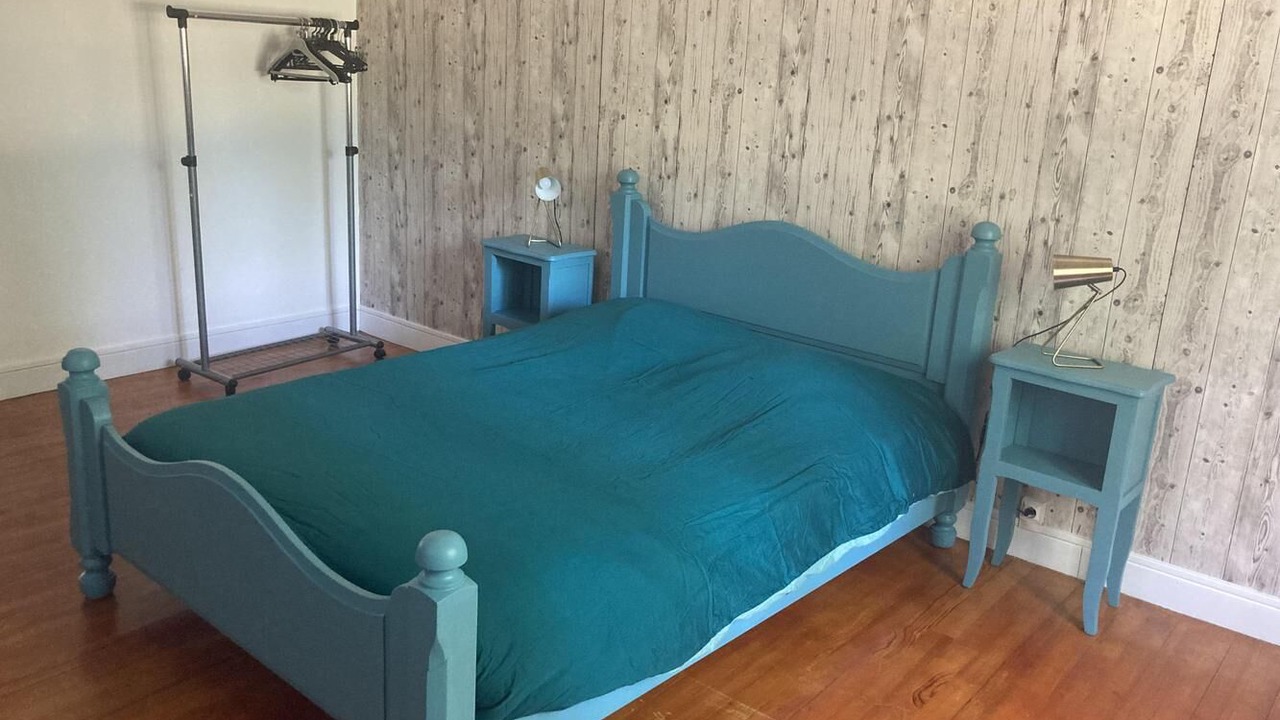 Photo of Bedroom in Villaudric