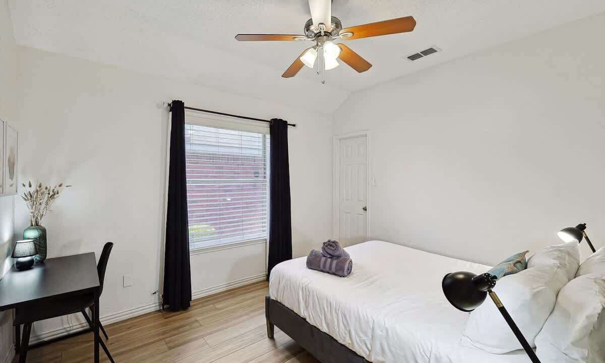 Photo of Bedroom in Mesquite