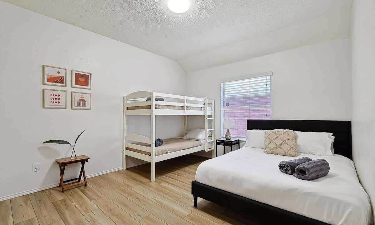 Photo of Bedroom in Mesquite