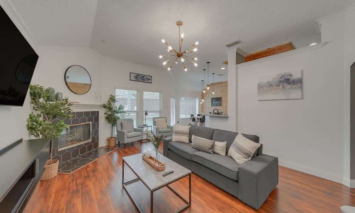 Photo of Livingroom in Mesquite