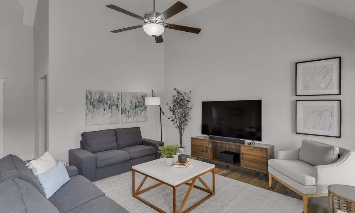 Photo of Livingroom in DeSoto
