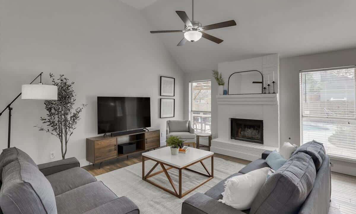 Photo of Livingroom in DeSoto