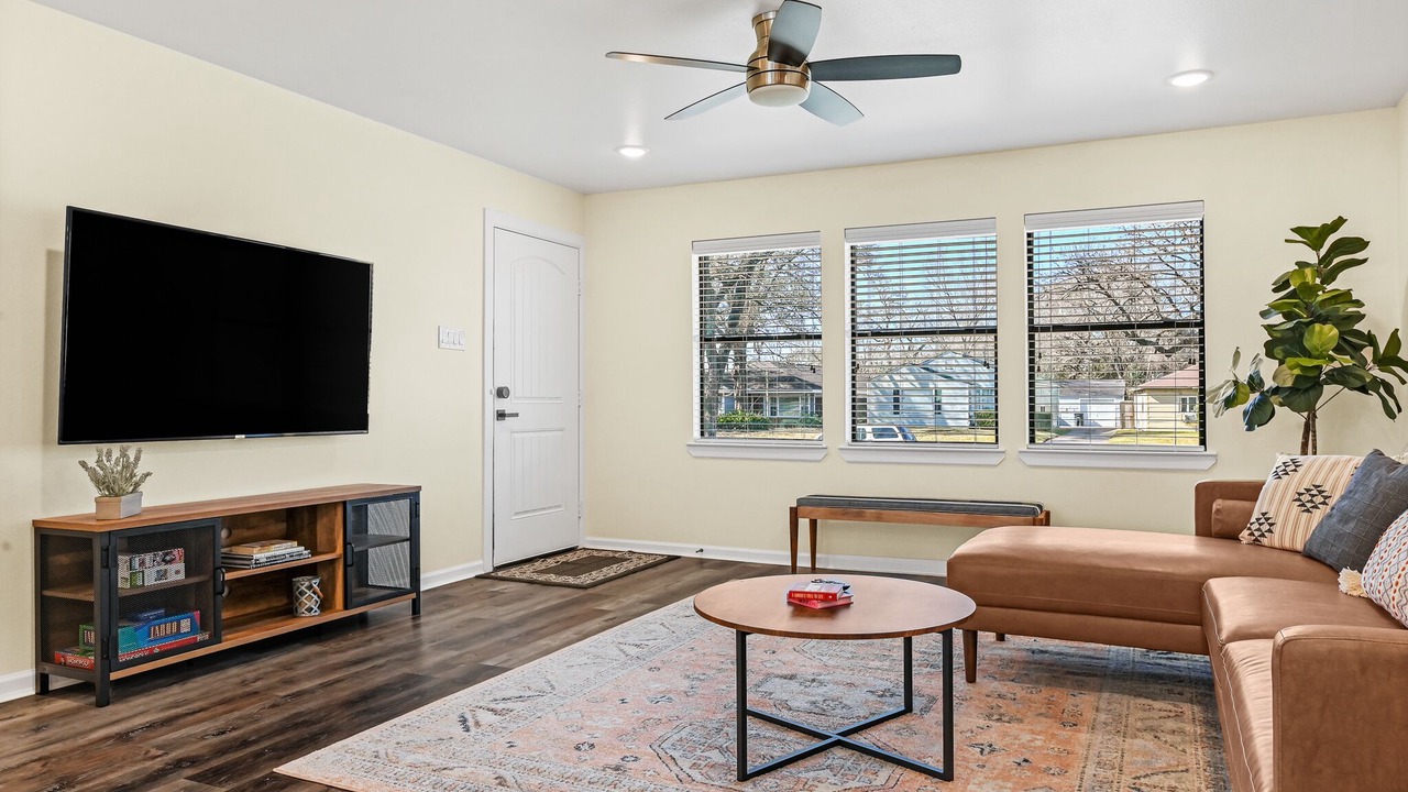 Photo of Bedroom in Lawndale/ Wayside