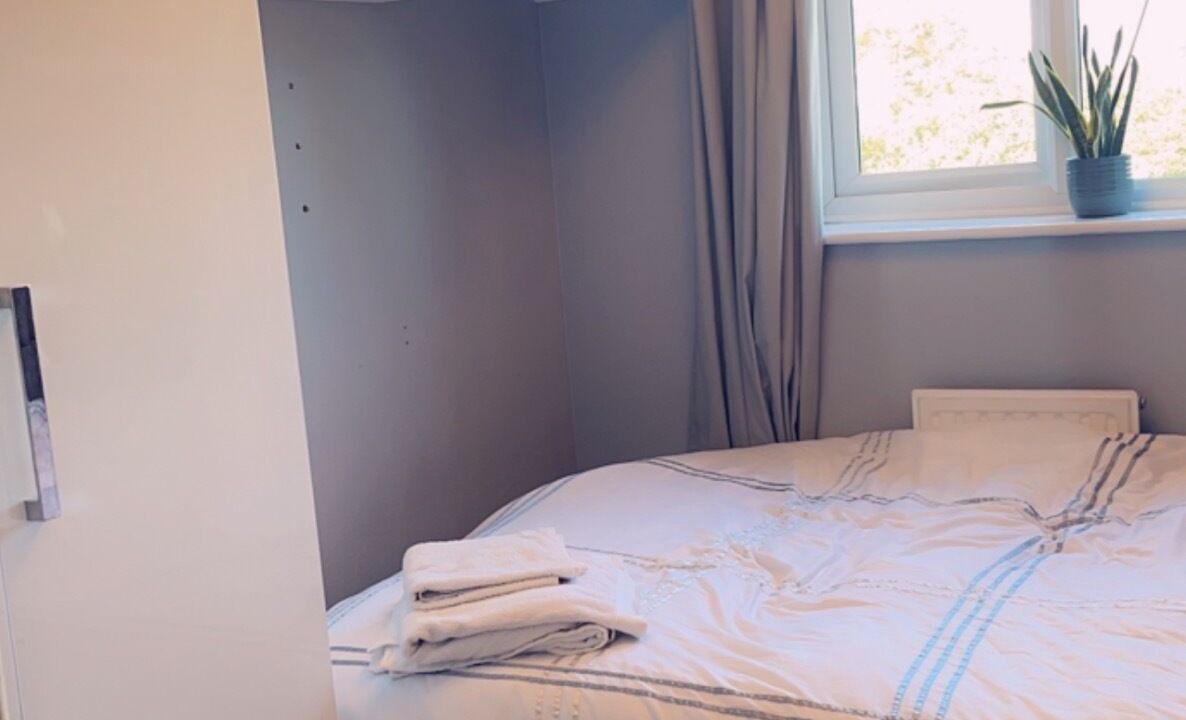 Photo of Bedroom in Singlewell