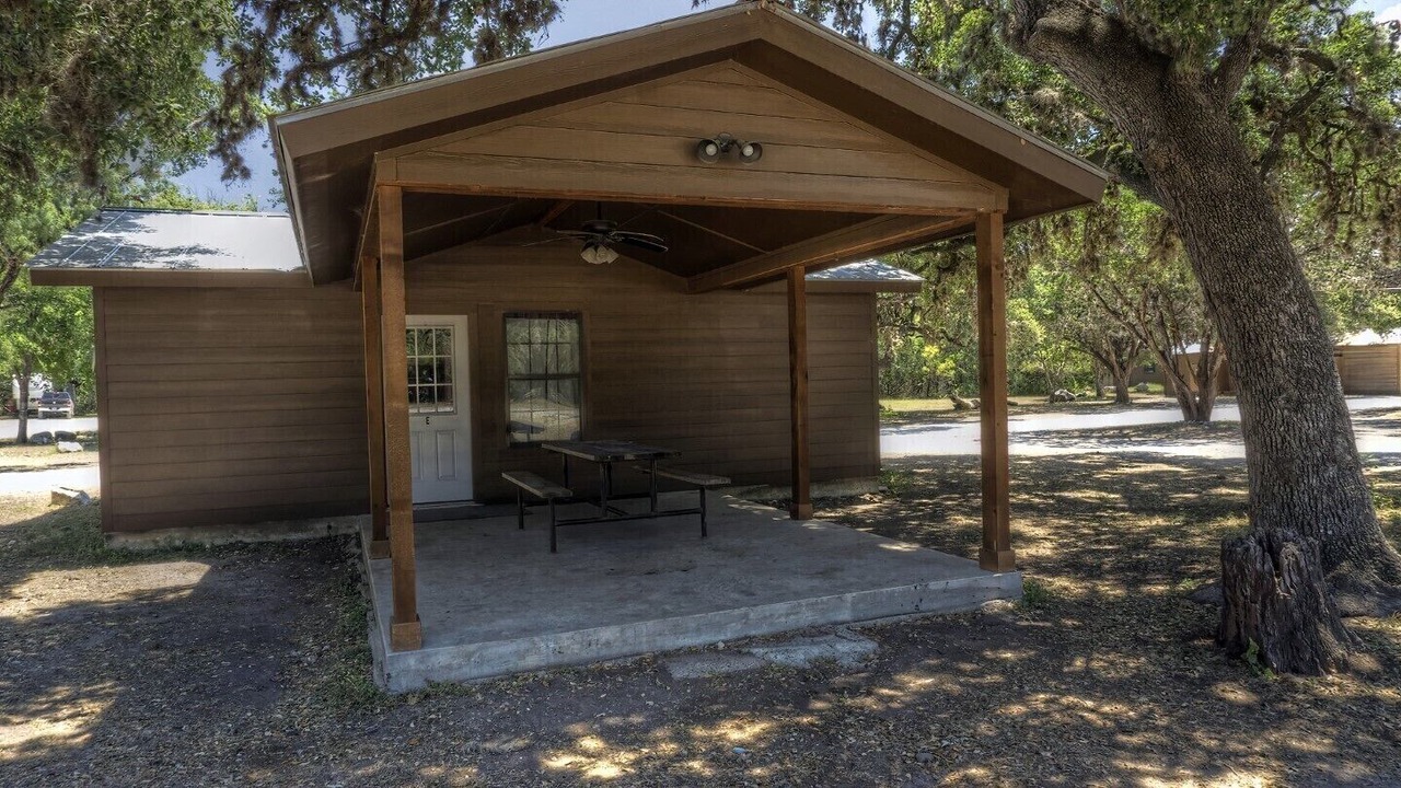 Photo of Others in Uvalde County