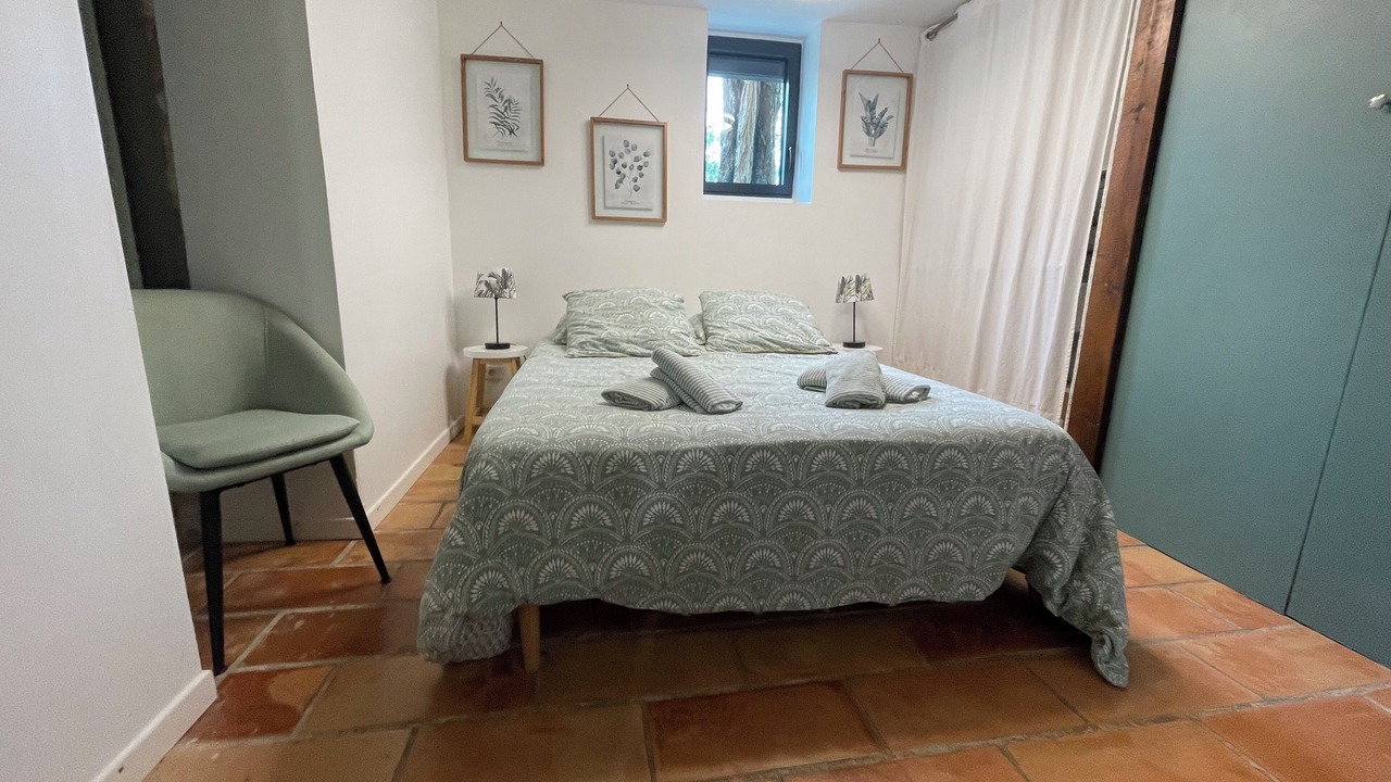 Photo of Bedroom in Saint-Germain-de-Belves