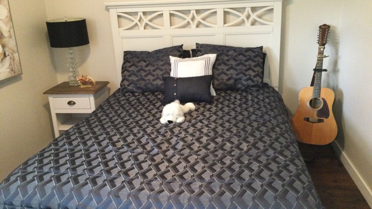 Photo of Bedroom in Sarnia