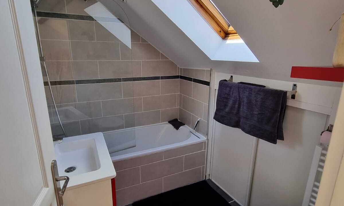 Photo of Bathroom in Neauphle-le-Chateau