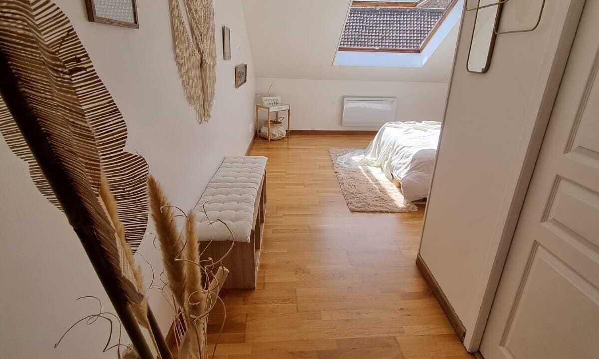 Photo of Bedroom in Neauphle-le-Chateau