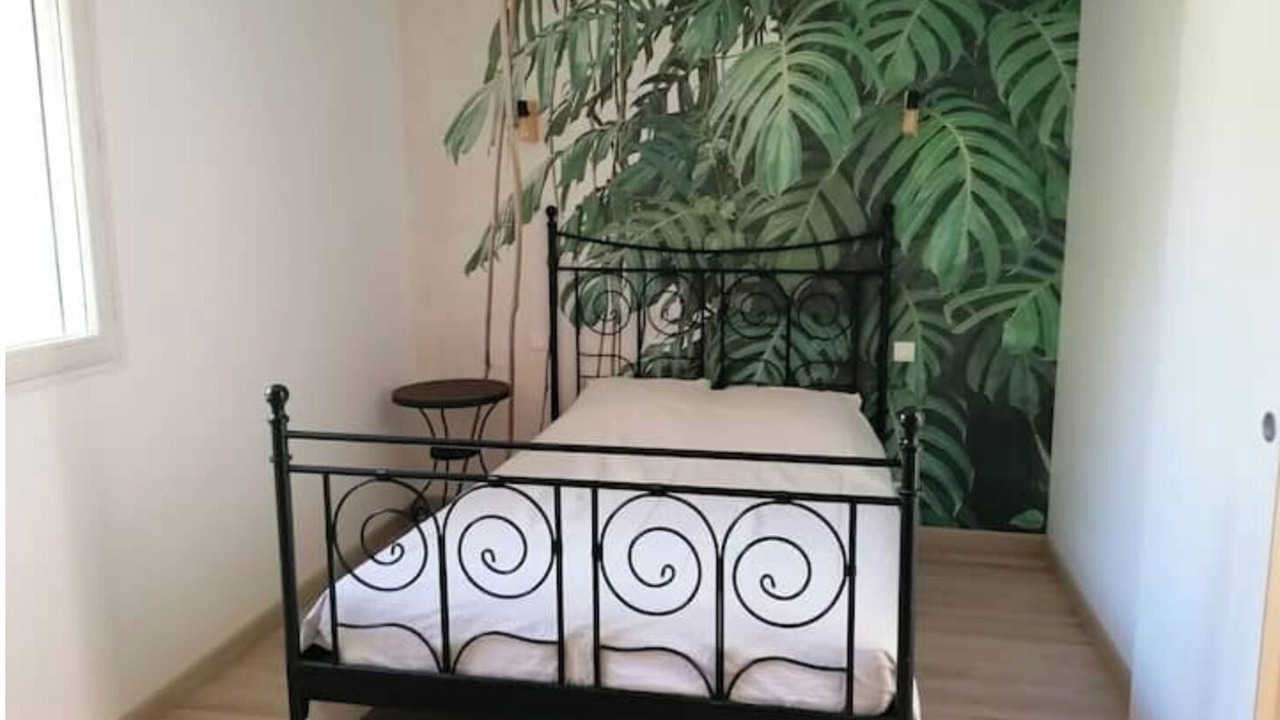 Photo of Bedroom in Cherves-Richemont