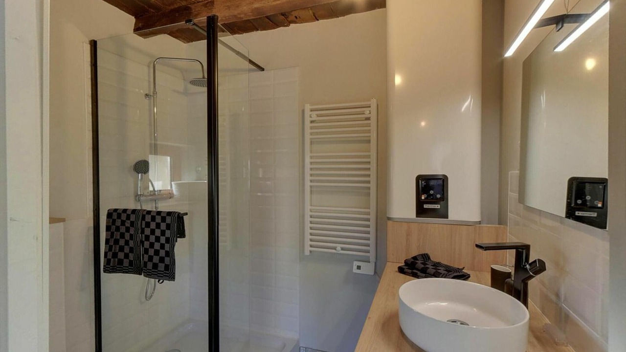 Photo of Bathroom in Taxat-Senat