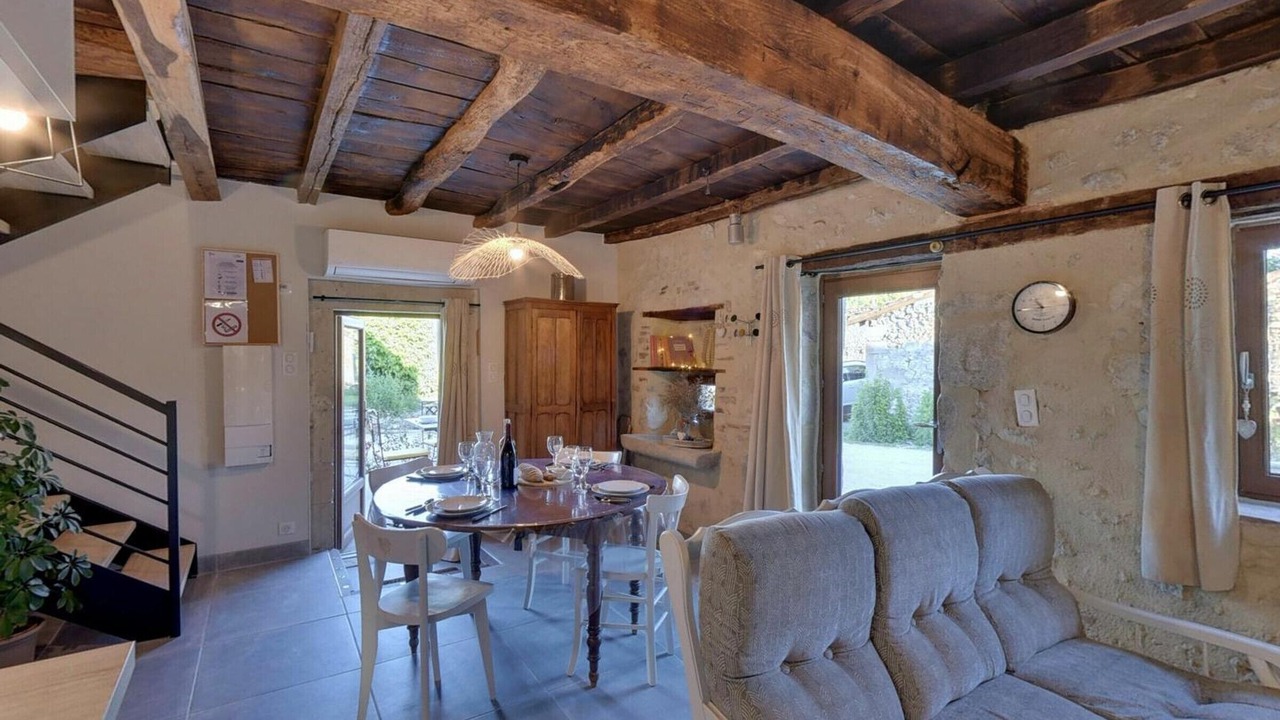 Photo of Others in Taxat-Senat