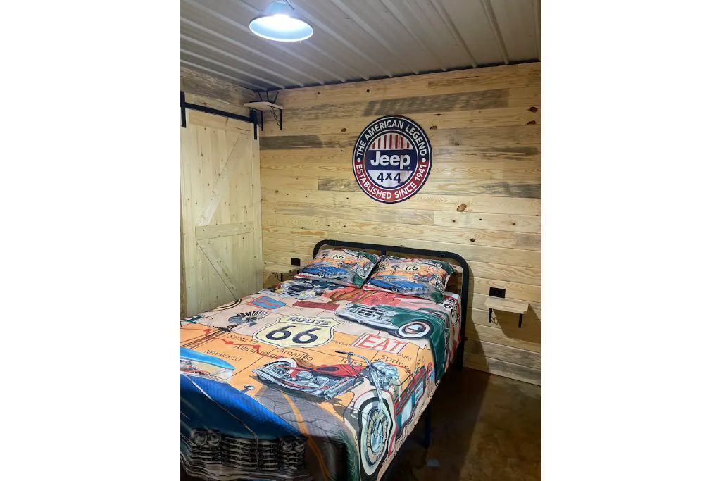 Photo of Bedroom in Bourbon