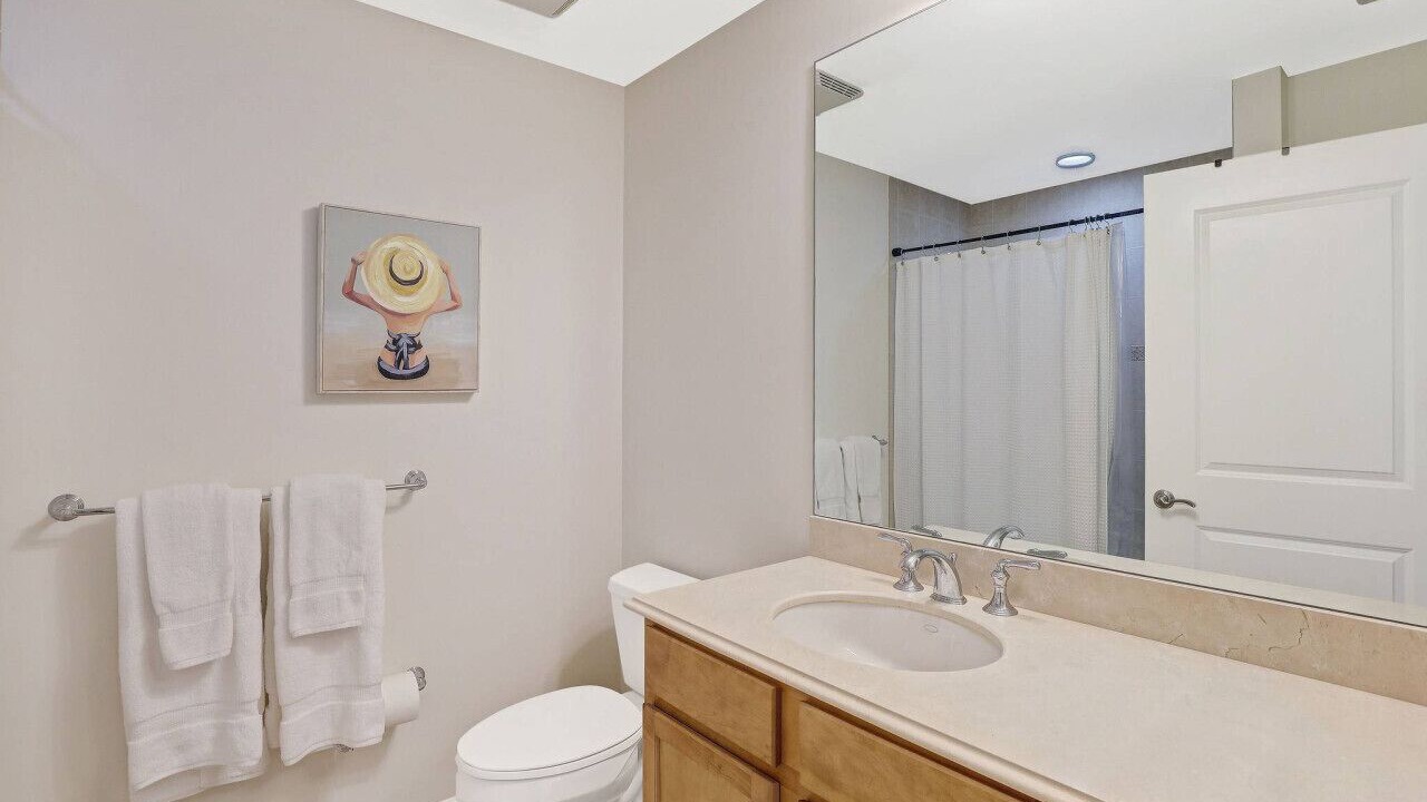 Photo of Bathroom in Cape Harbour