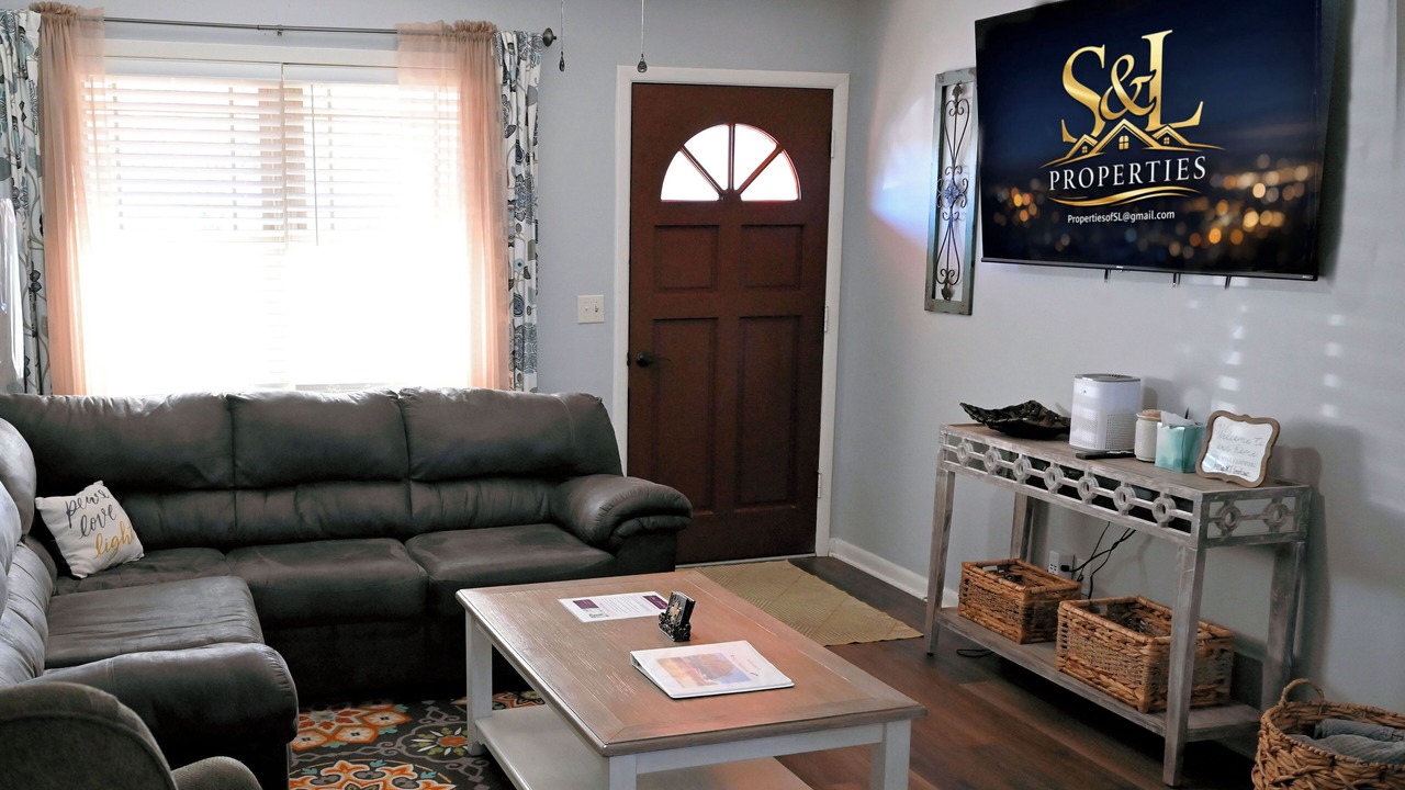 Photo of Livingroom in Ackerman