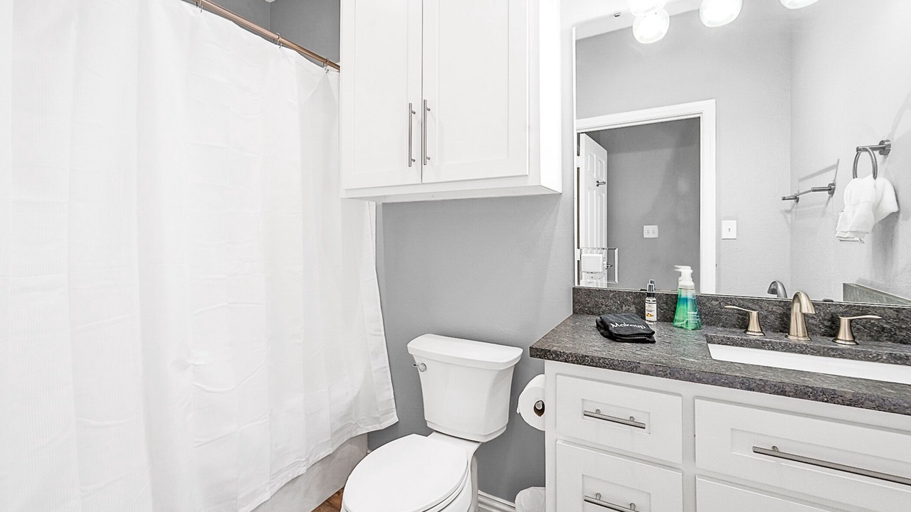 Photo of Bathroom in Gun Barrel City