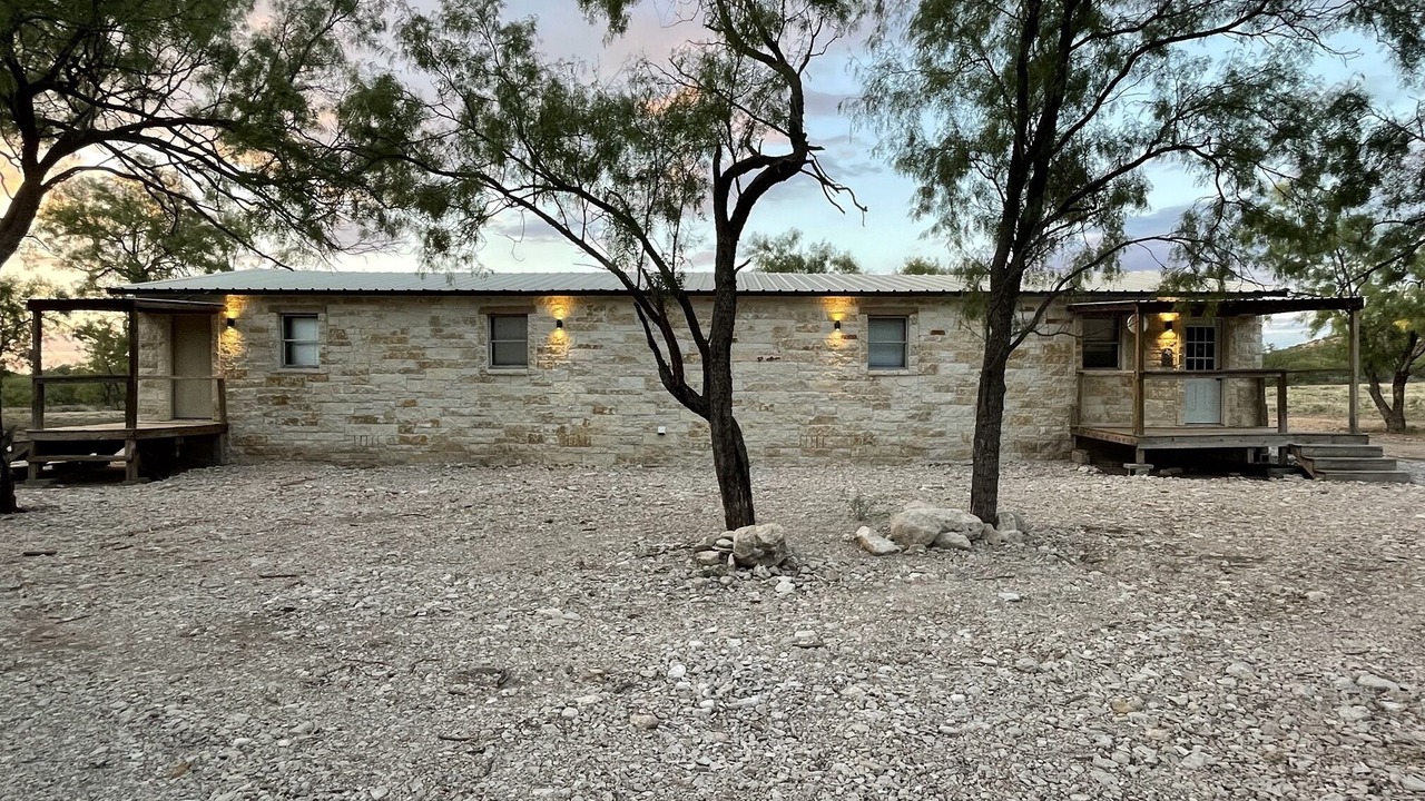 Photo of Outdoor in Water Valley