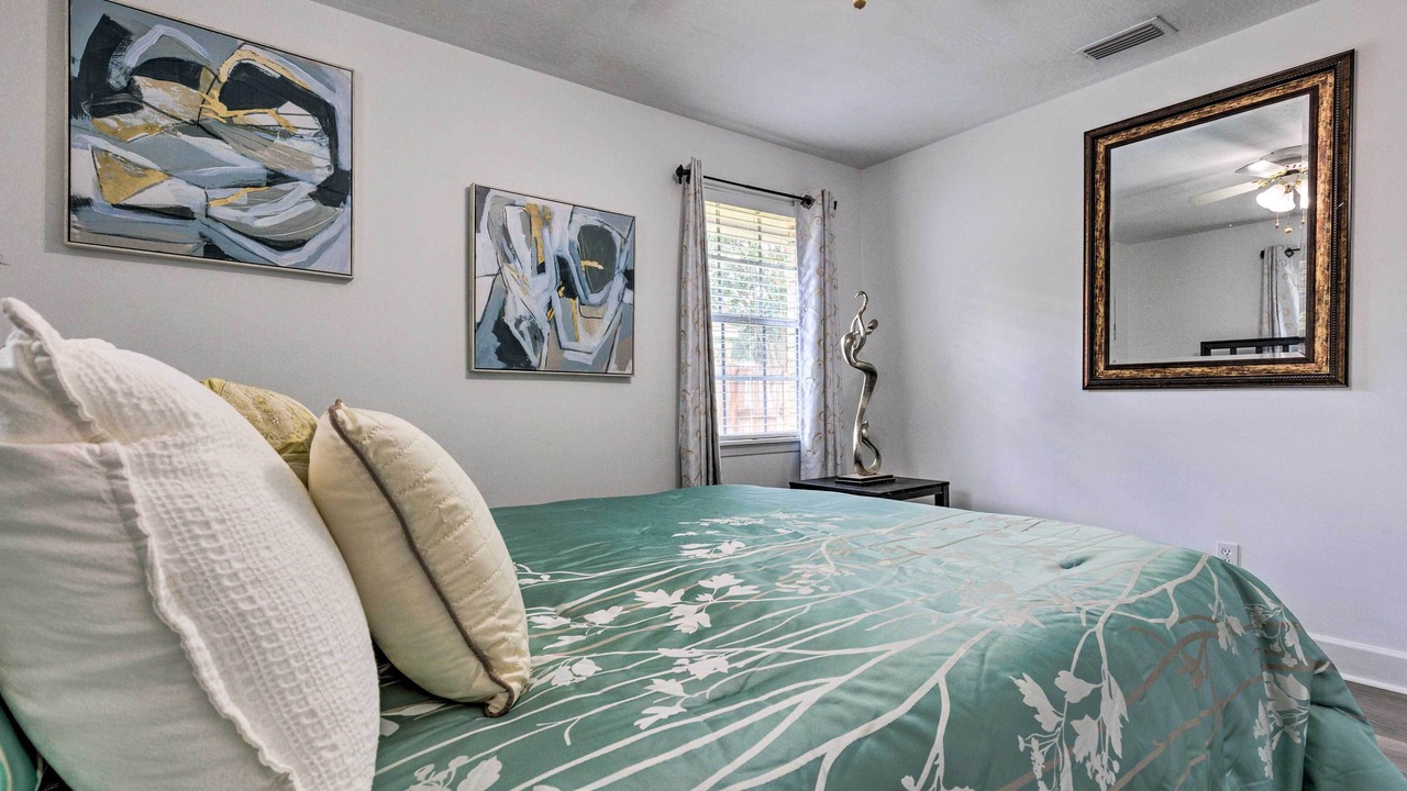 Photo of Bedroom in Hattiesburg