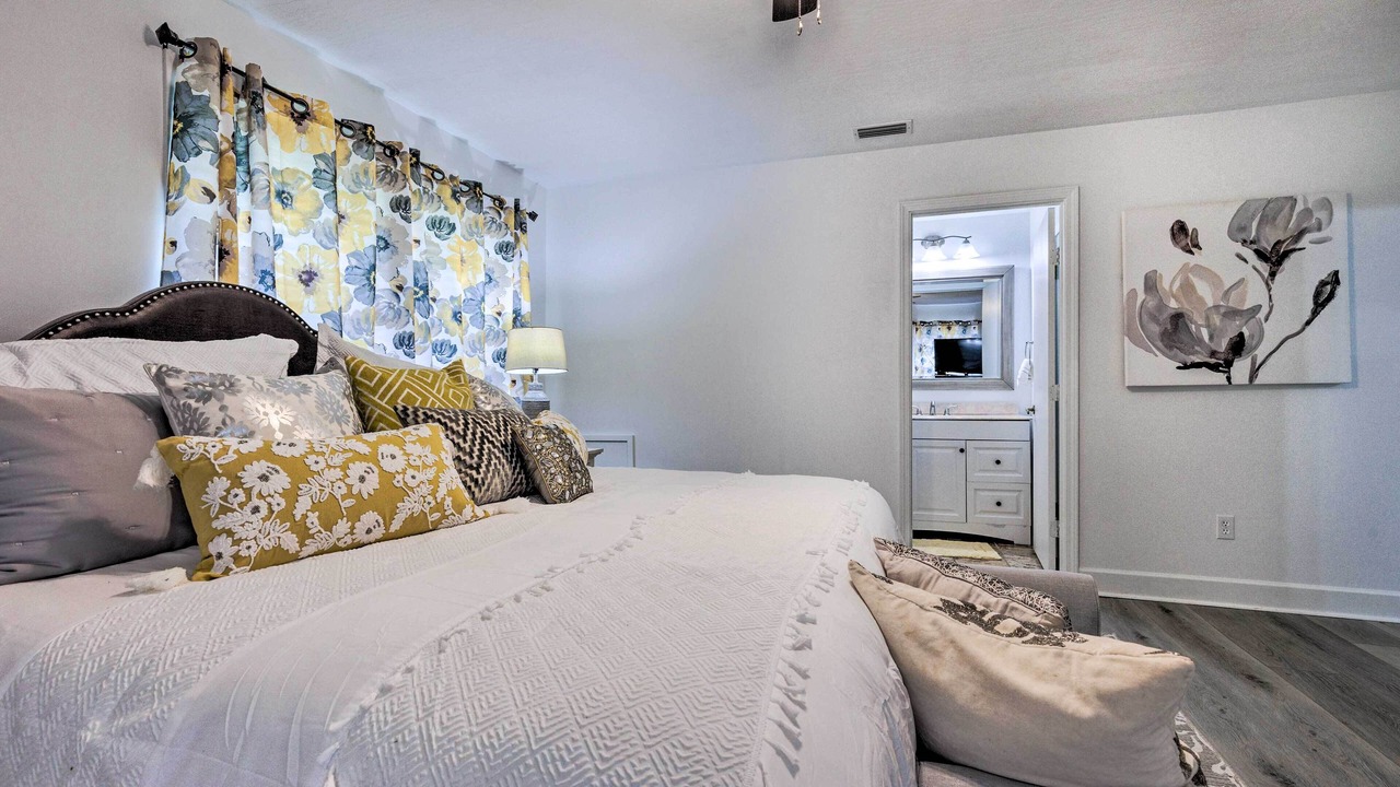 Photo of Bedroom in Hattiesburg