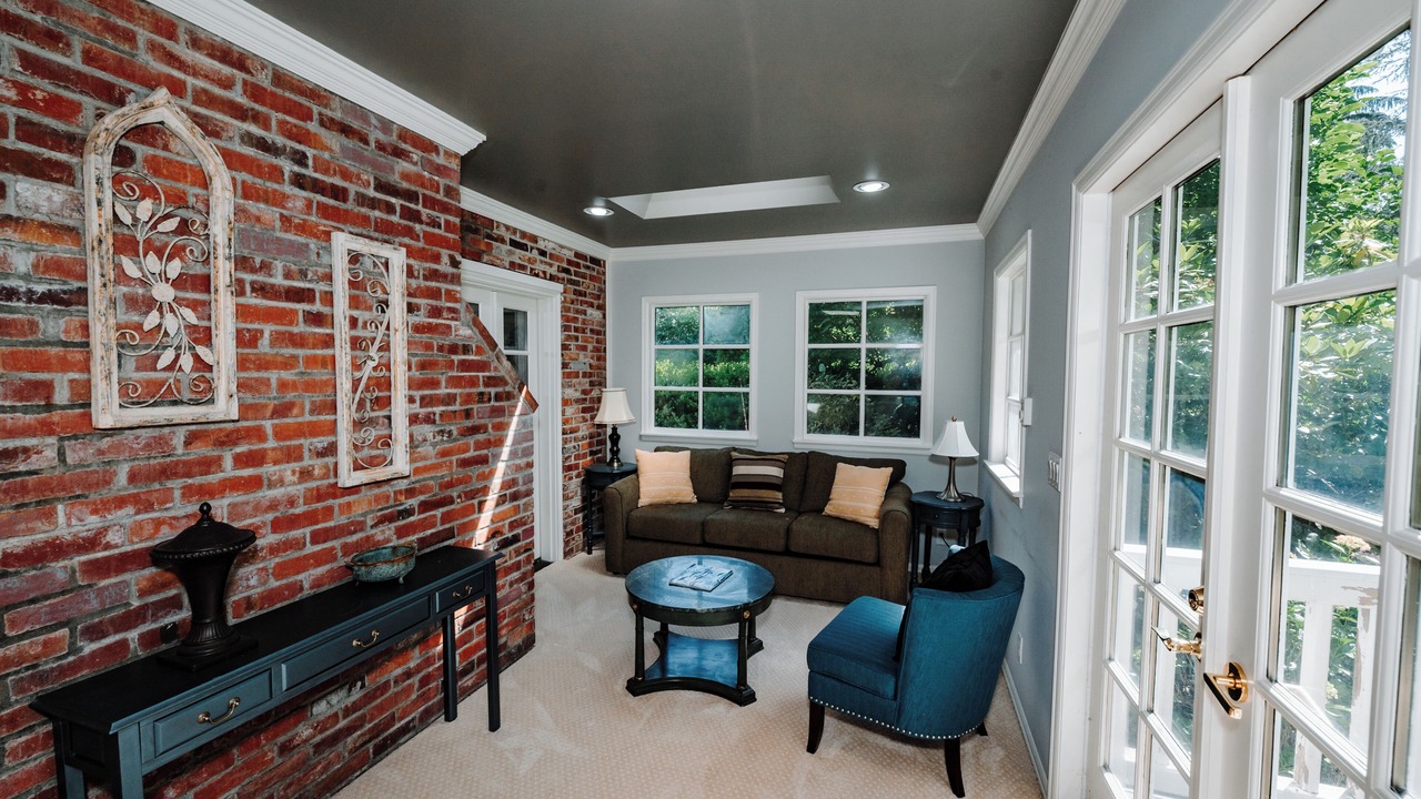 Photo of Livingroom in Union Hill-Novelty Hill