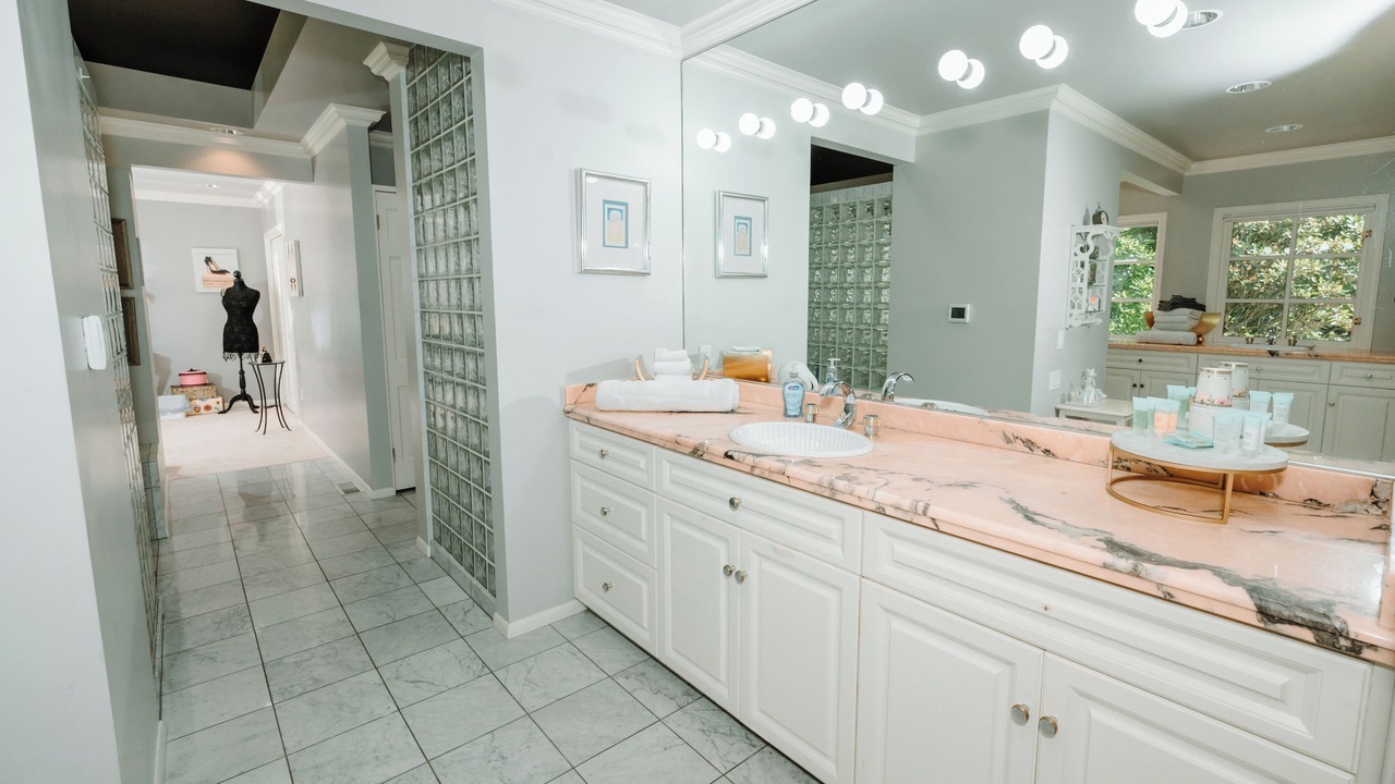 Photo of Bathroom in Union Hill-Novelty Hill
