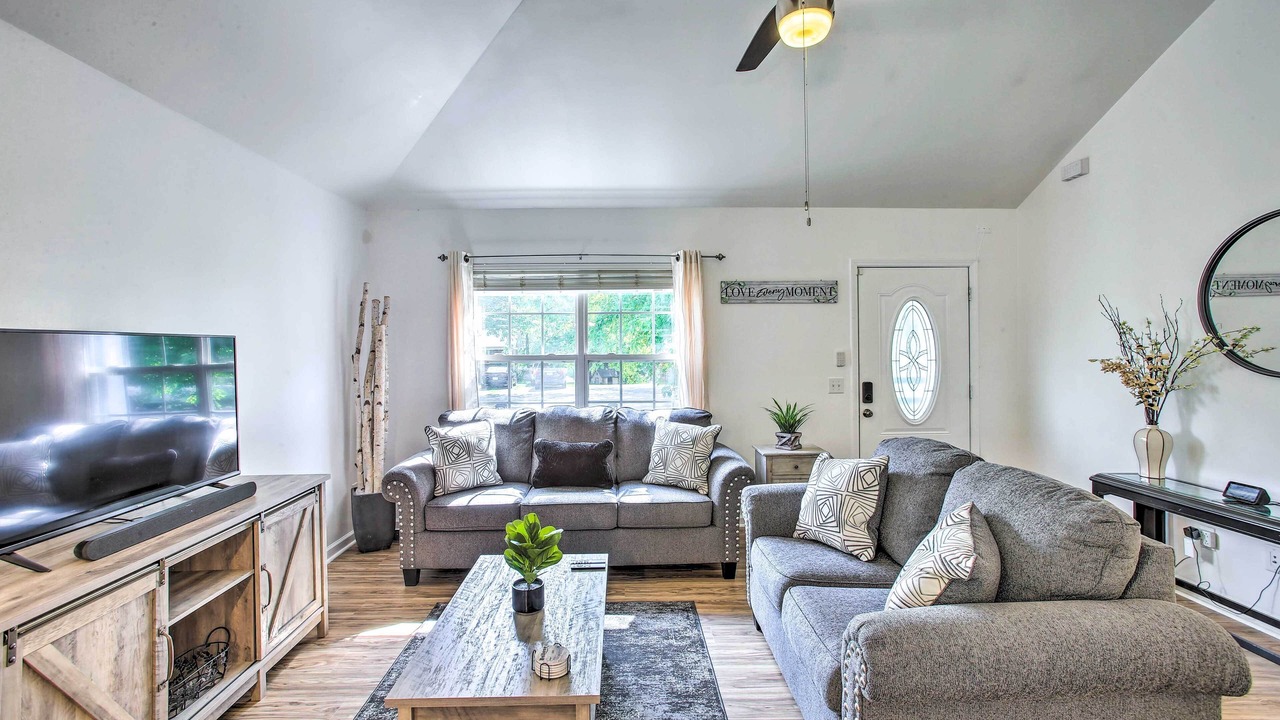 Photo of Livingroom in Springfield
