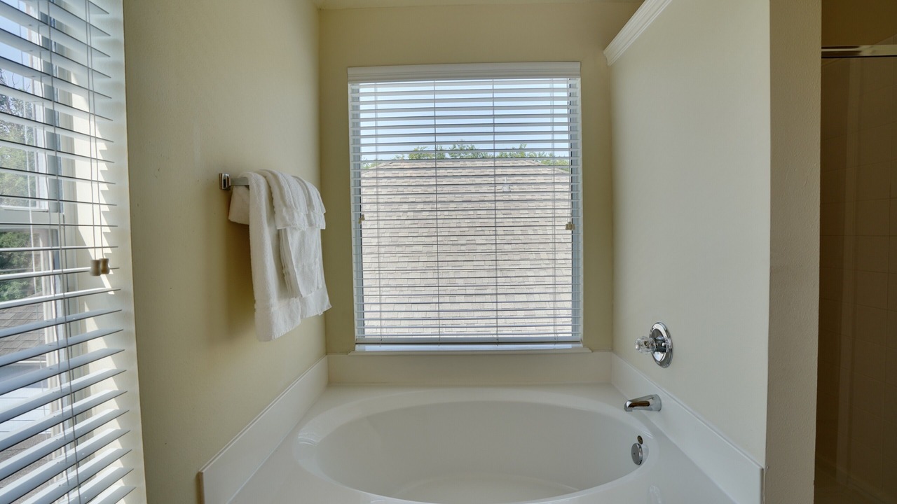Photo of Bathroom in Clodine