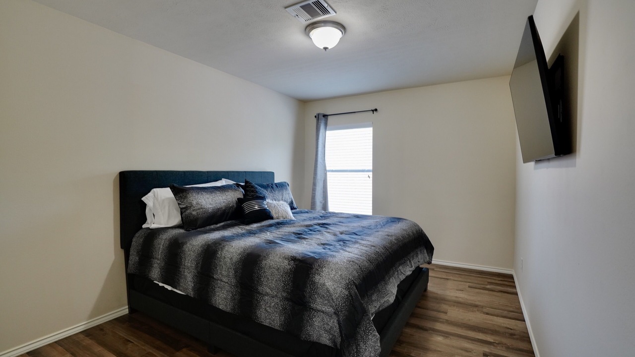 Photo of Bedroom in Clodine