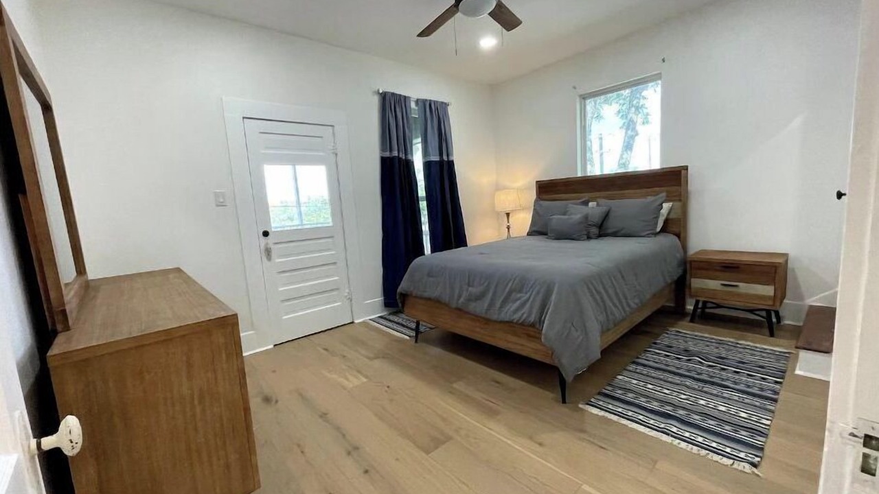 Photo of Bedroom in Mahncke Park