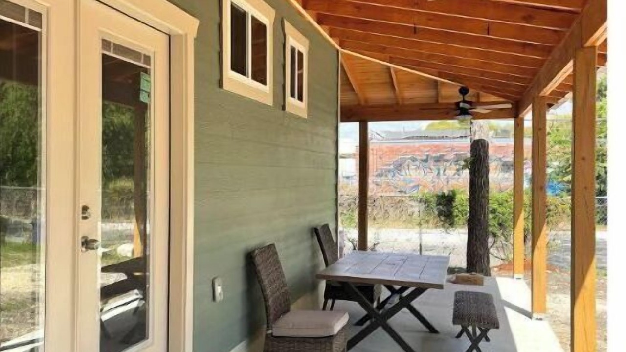 Photo of Patio Balcony in Mahncke Park