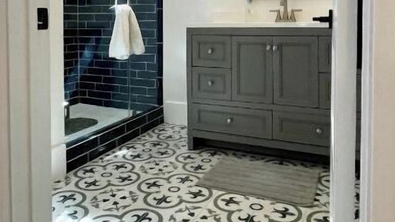 Photo of Bathroom in Mahncke Park