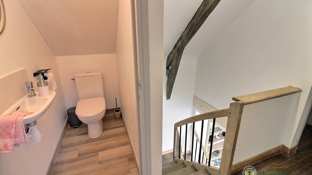 Photo of Bathroom in Plemet