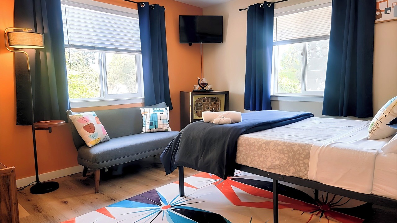 Photo of Bedroom in Southeast Salem