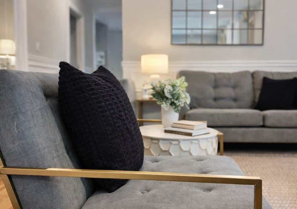 Photo of Livingroom in Forest Park