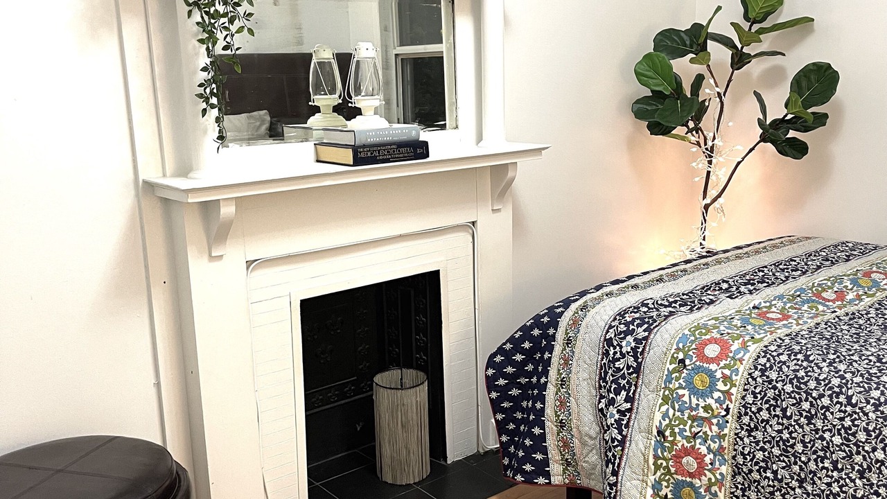 Photo of Bedroom in Cabbagetown South