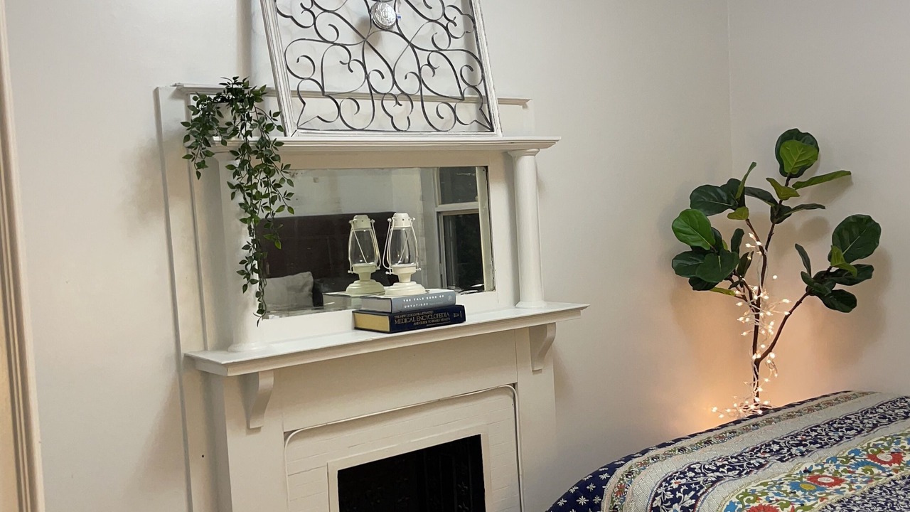 Photo of Bedroom in Cabbagetown South