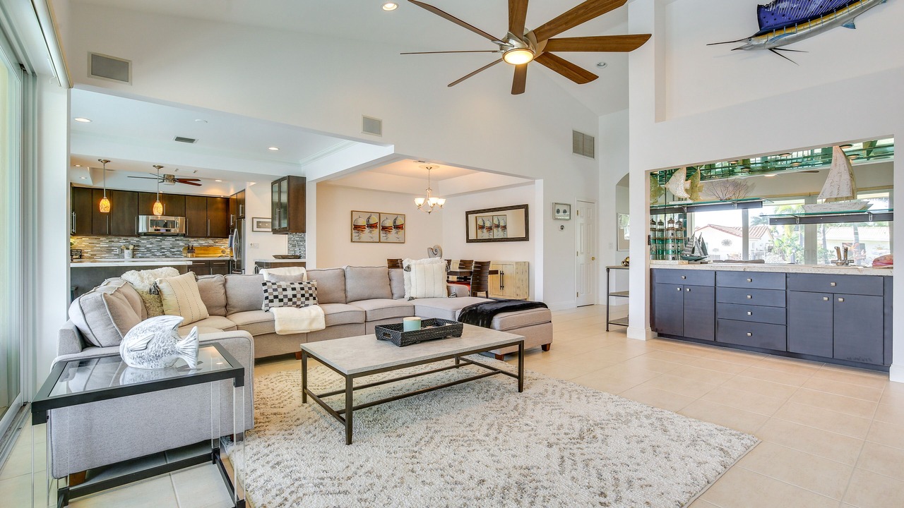 Photo of Livingroom in Lighthouse Point