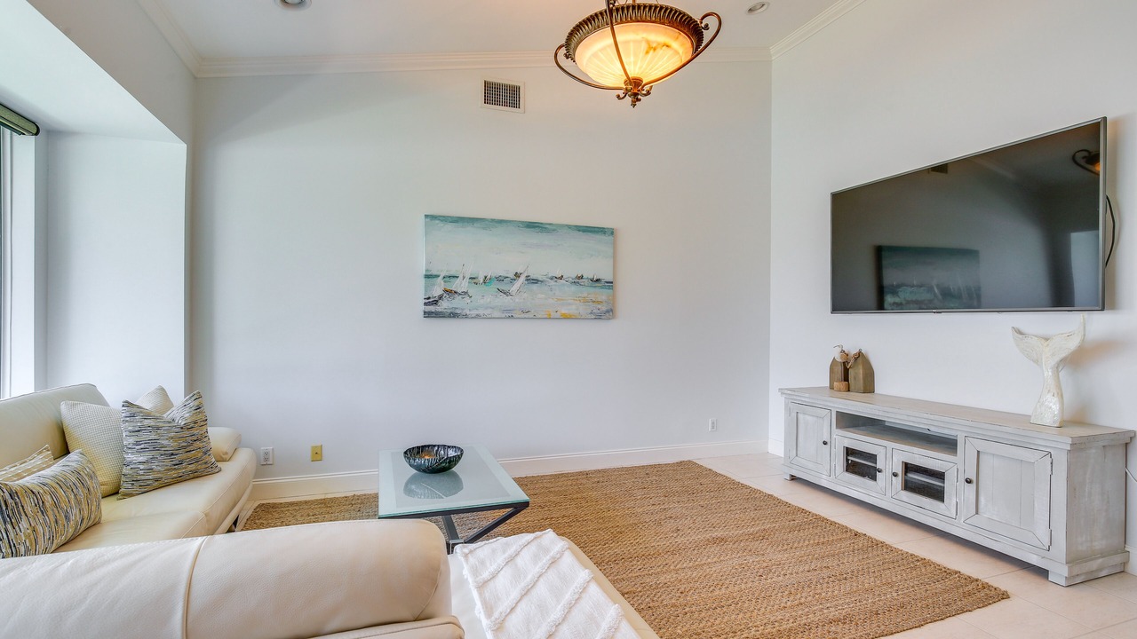 Photo of Livingroom in Lighthouse Point