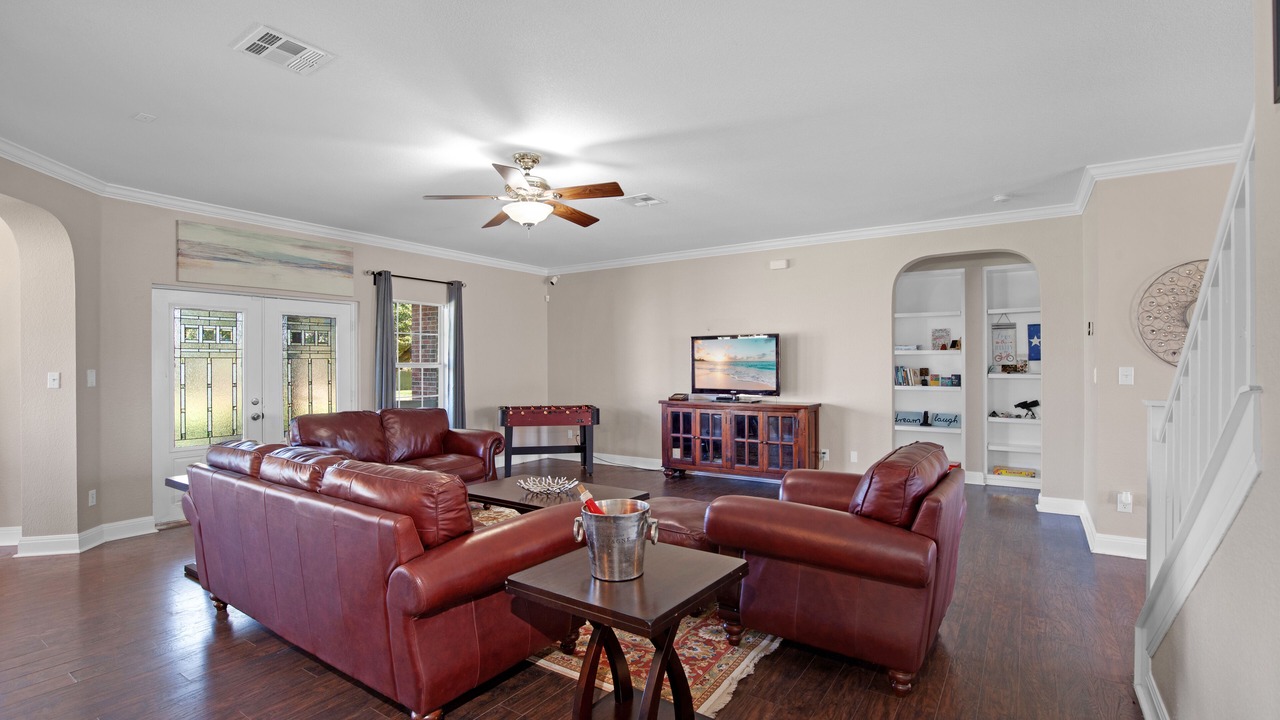 Photo of Livingroom in Kyle