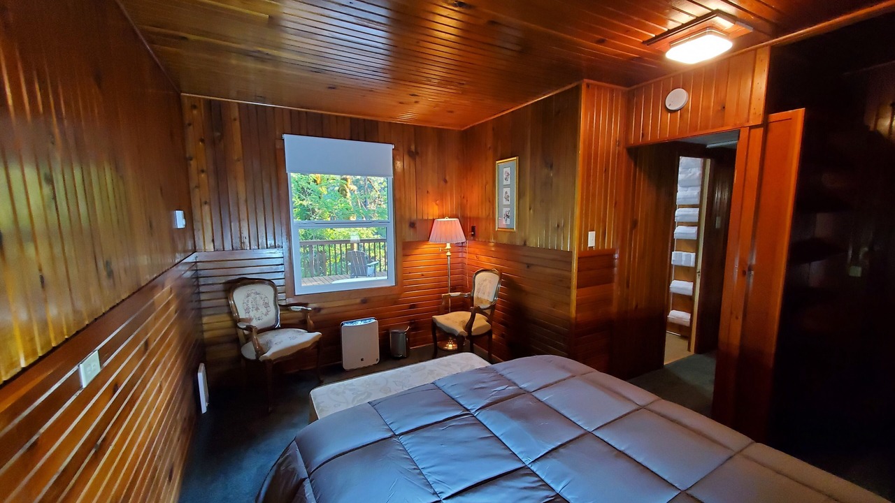 Photo of Bedroom in Blue River