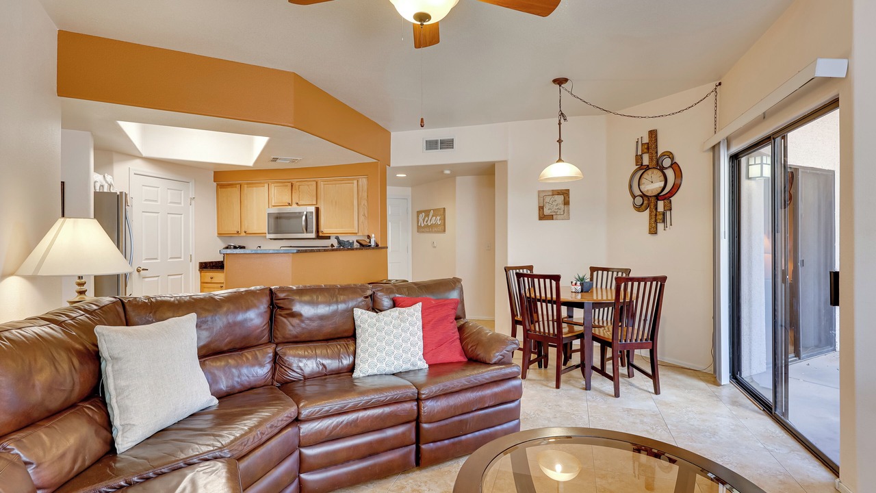 Photo of Livingroom in Maryvale Village