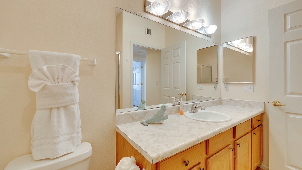 Photo of Bathroom in Maryvale Village