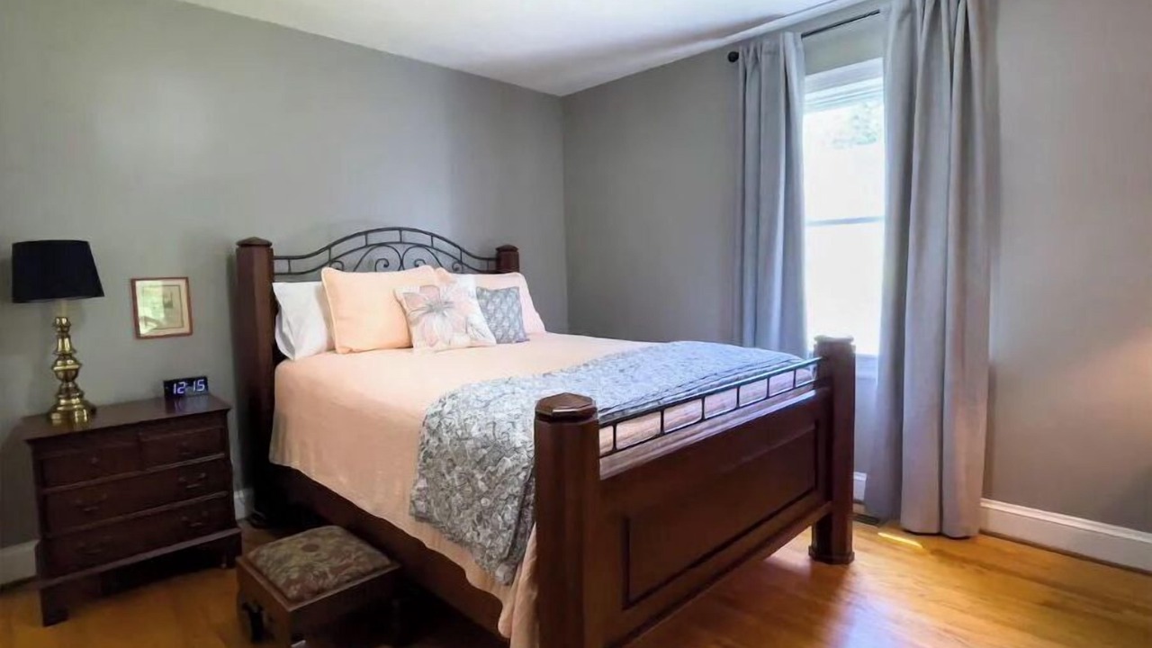 Photo of Bedroom in Warrenton