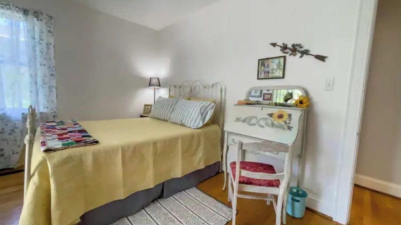 Photo of Bedroom in Warrenton