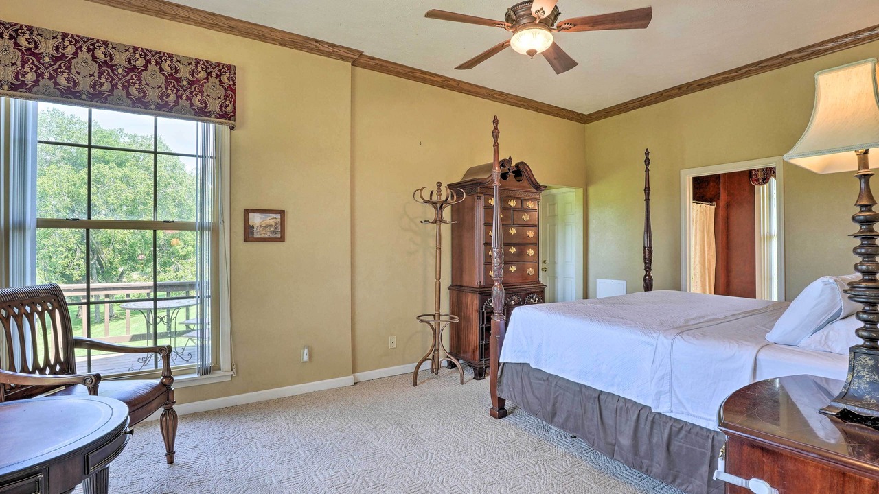 Photo of Bedroom in Mammoth Spring