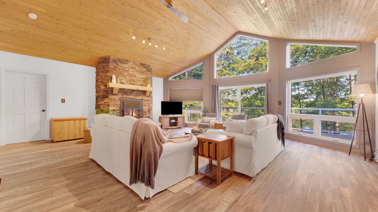 Photo of Livingroom in Bancroft