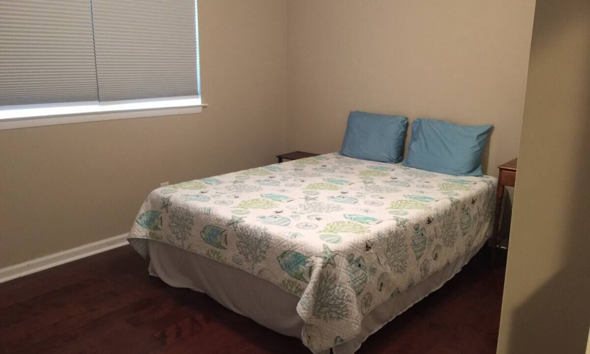 Photo of Bedroom in Thunderbolt