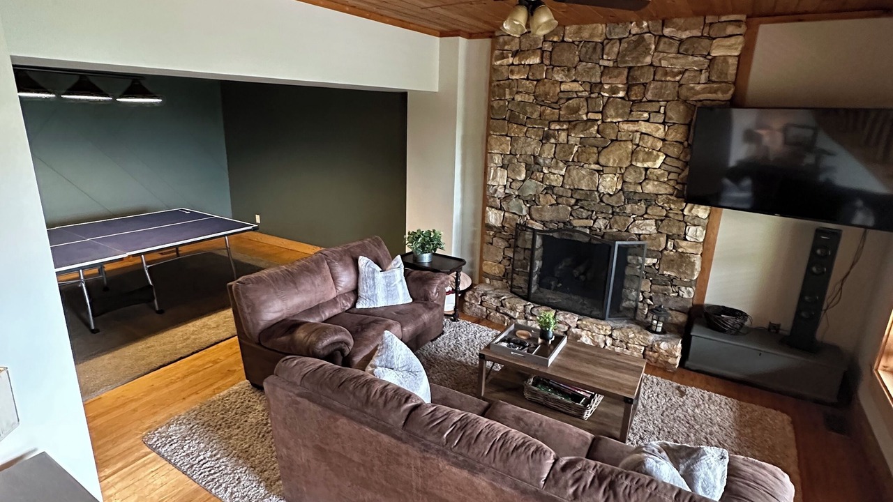 Photo of Livingroom in Apple Ridge